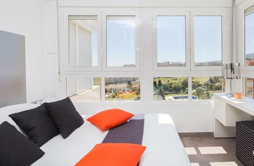 Apartament Plaza Jessy Torremolinos Zewnętrze zdjęcie